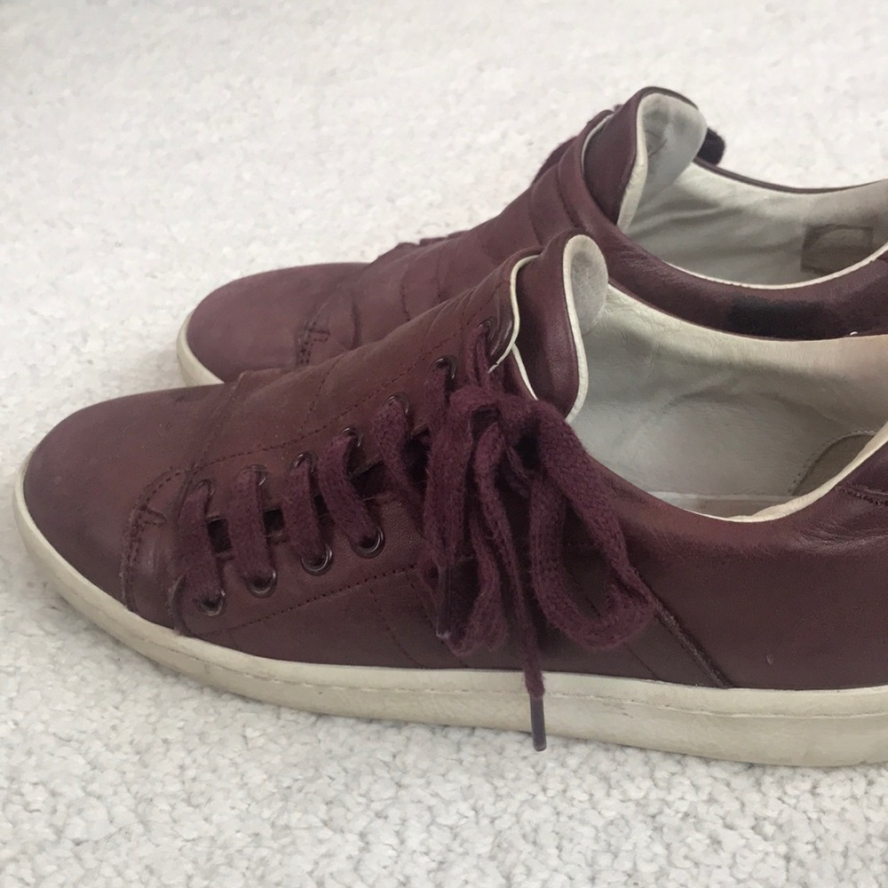 Side lace-up sneakers